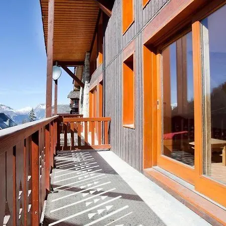 For 4 People * La Plagne